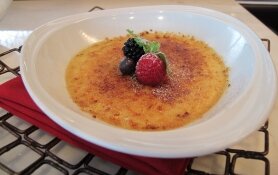 vanilla-and-chocolate-creme-brulee vanilla-and-chocolate-creme-brulee